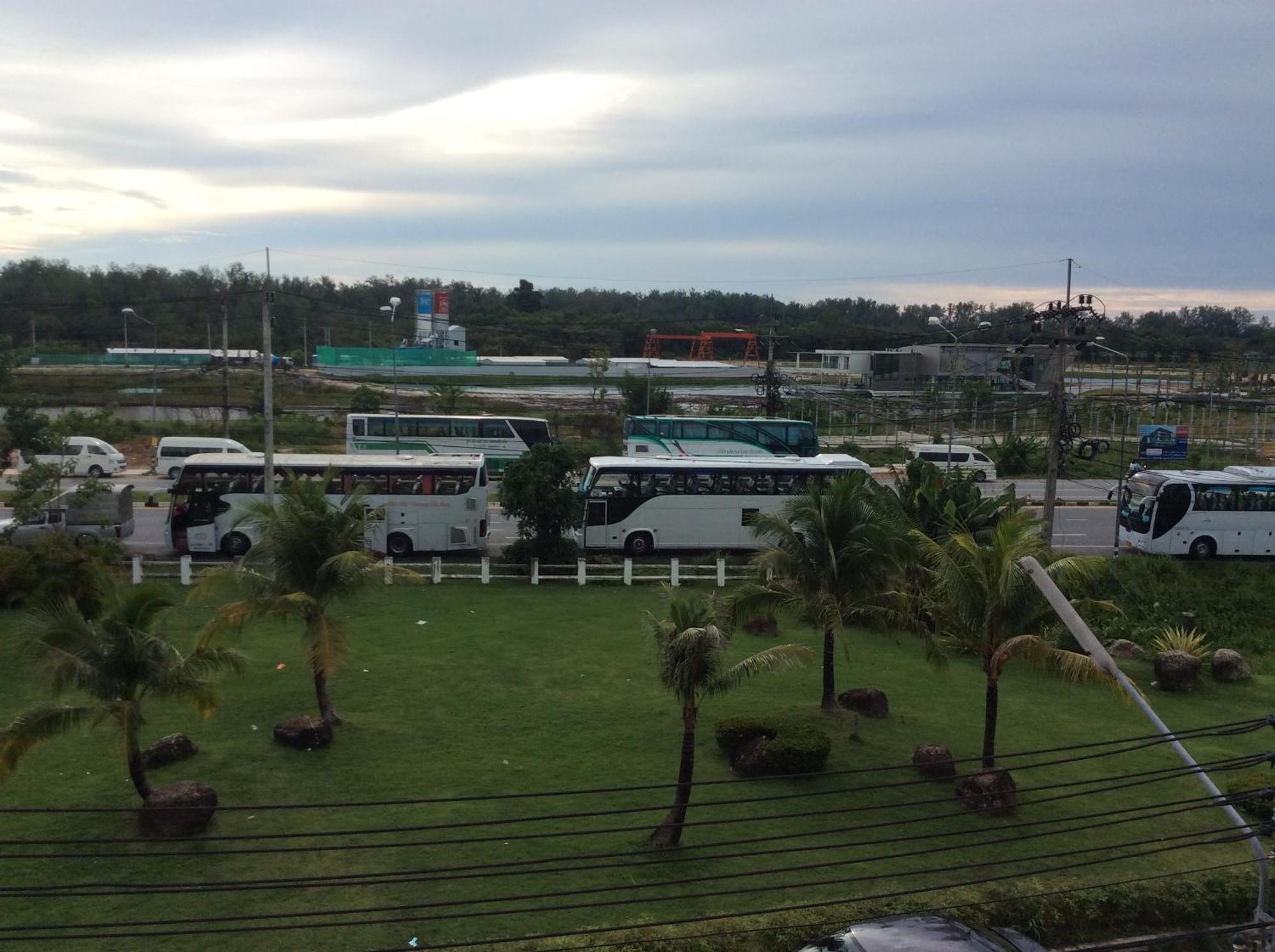 Hubb Hostel Phuket Airport Nai Yang Exterior photo