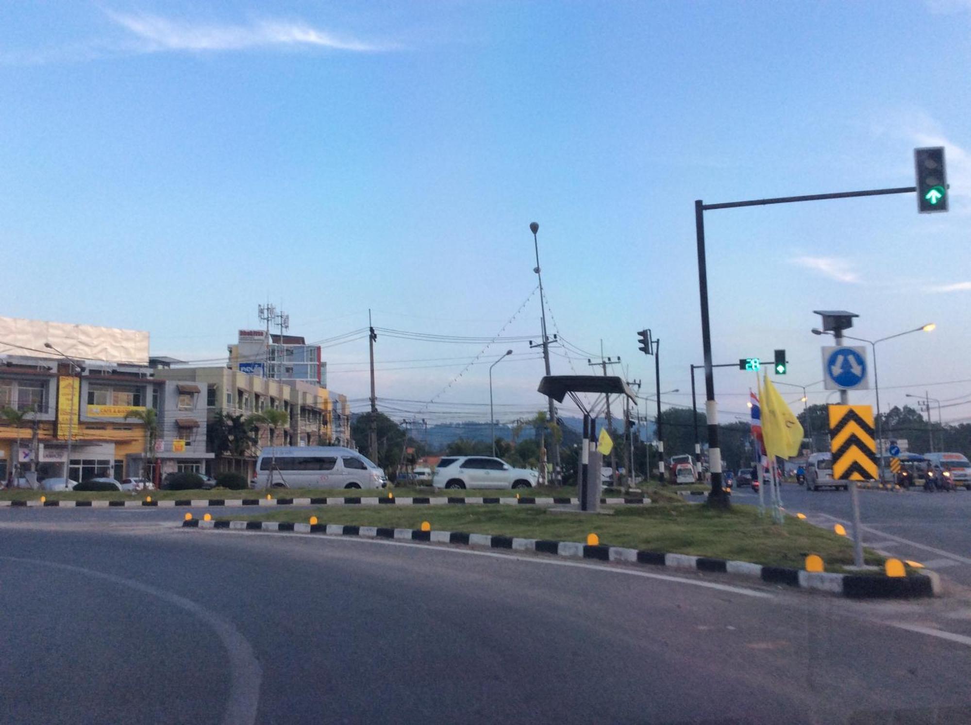 Hubb Hostel Phuket Airport Nai Yang Exterior photo
