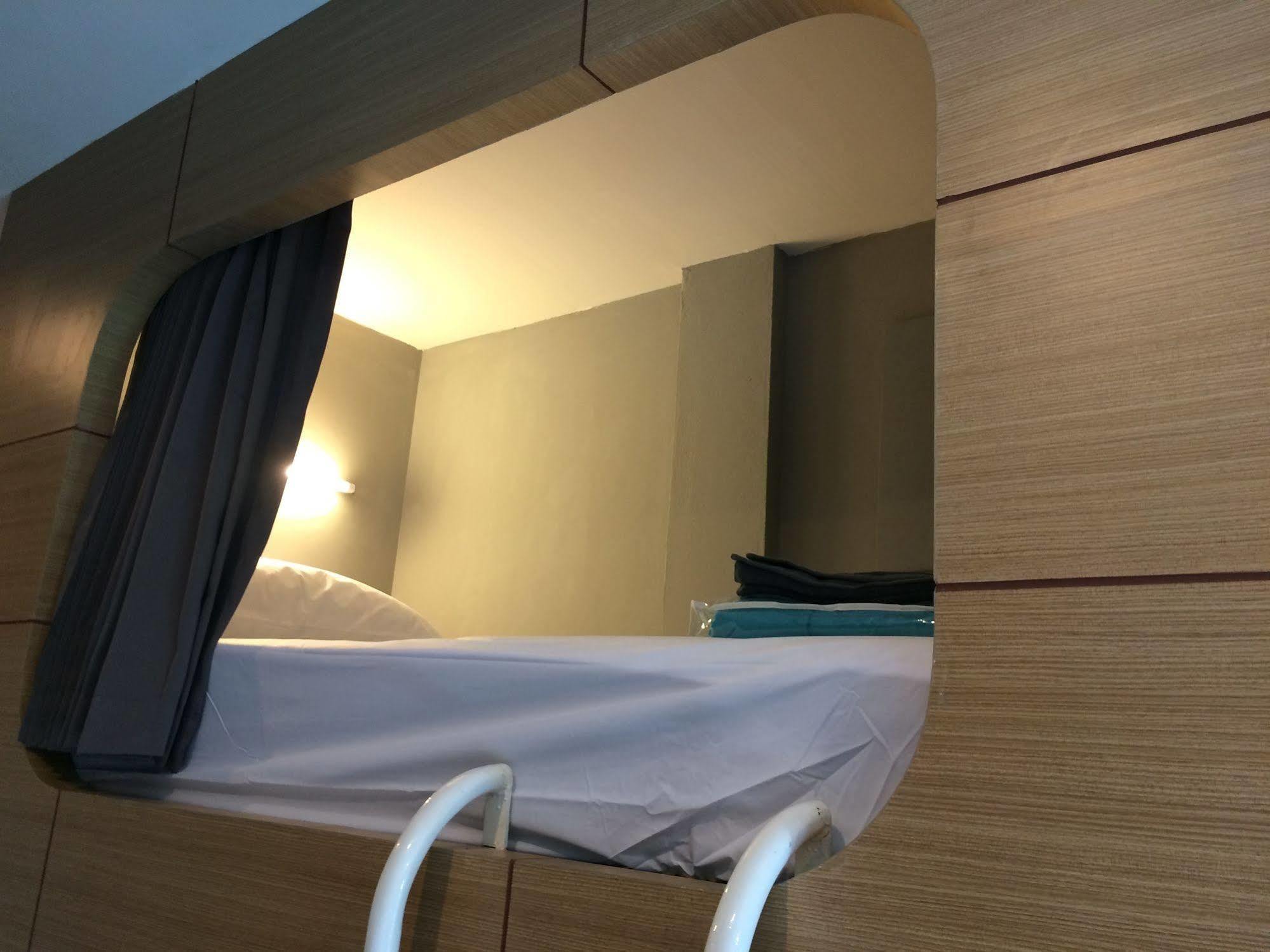 Hubb Hostel Phuket Airport Nai Yang Exterior photo